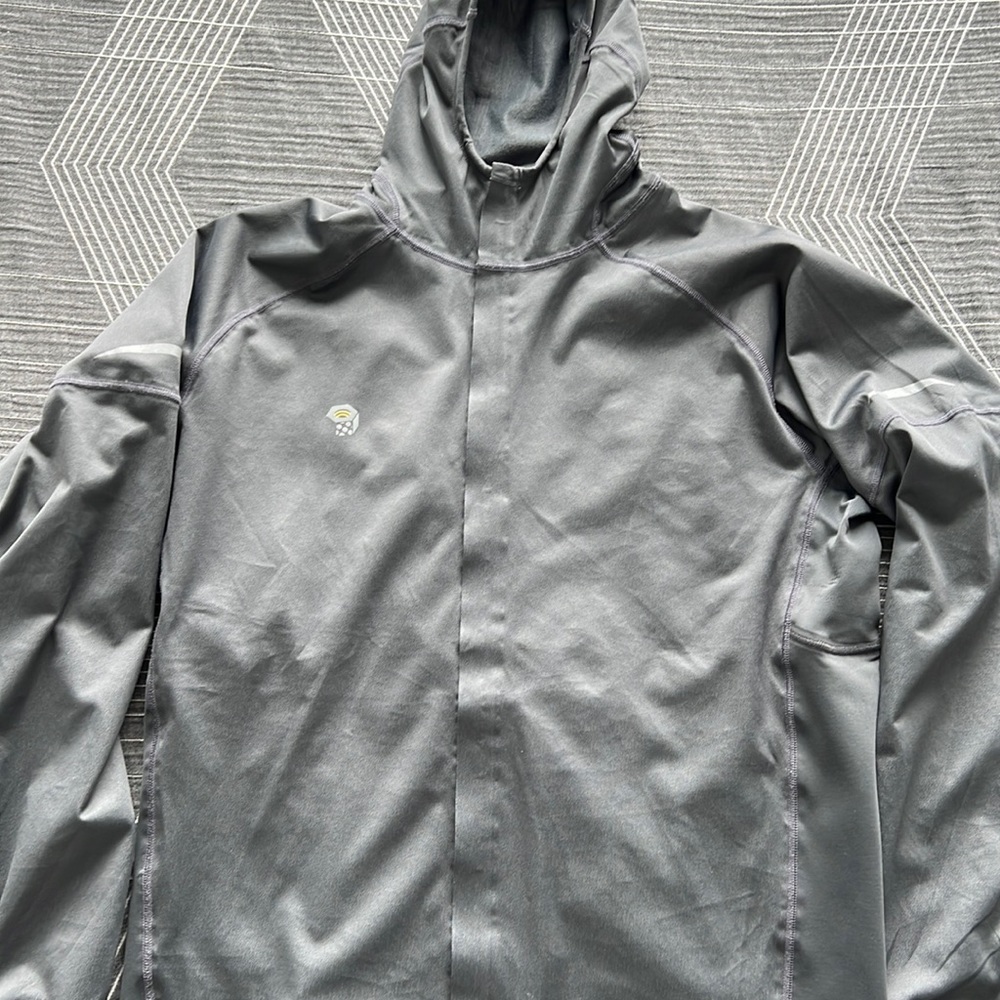 Mountain Hardware Windstopper soft shell jacket, mens large